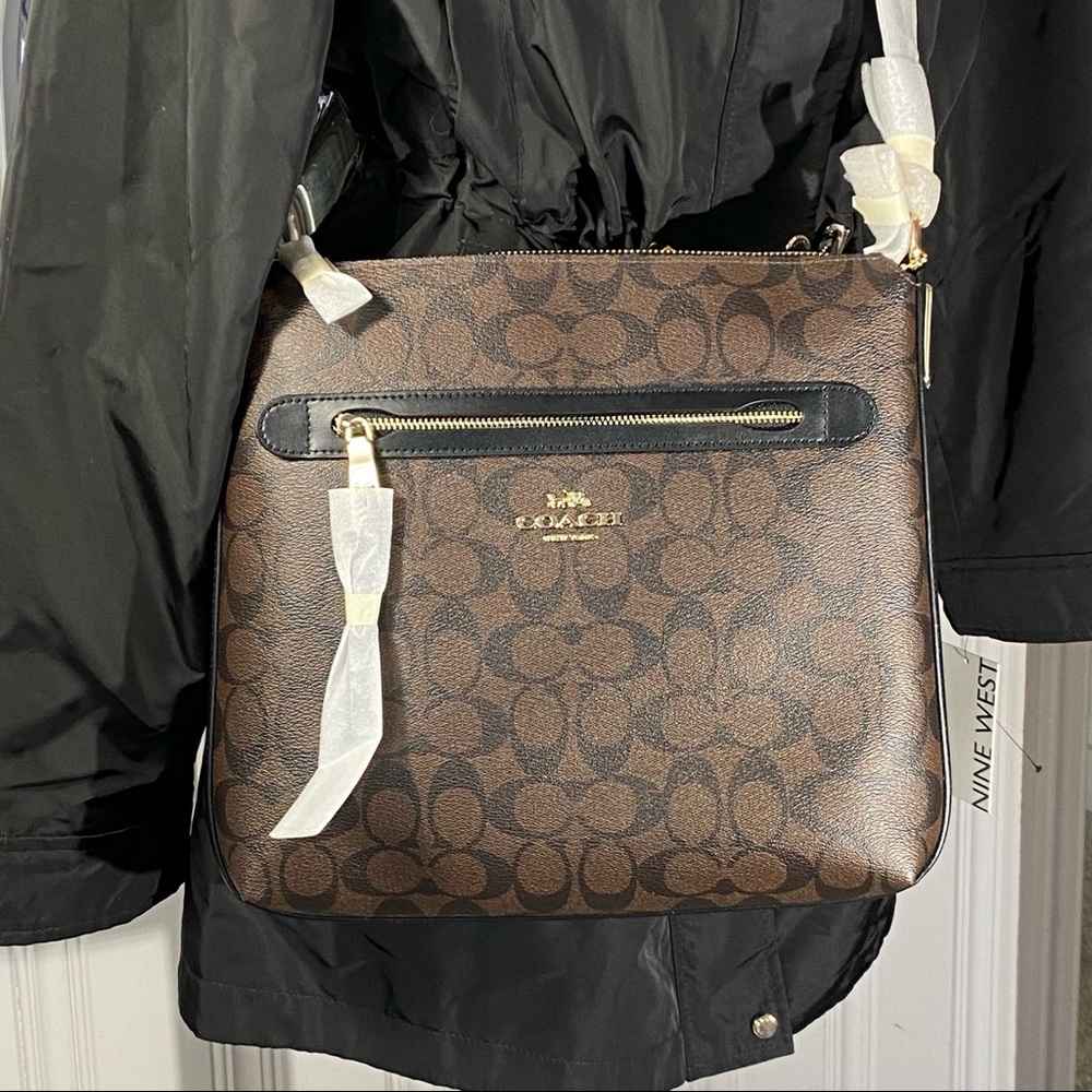 SOLD- COACH Large Crossbody Monogram Canvas - Picture 12 of 14